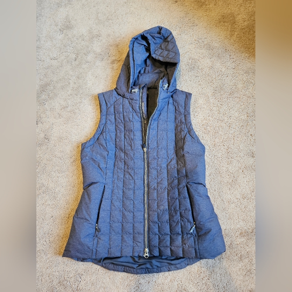 Zero Restriction Lizzie Down Vest Storm Blue women's Medium Winter Fall Puffer